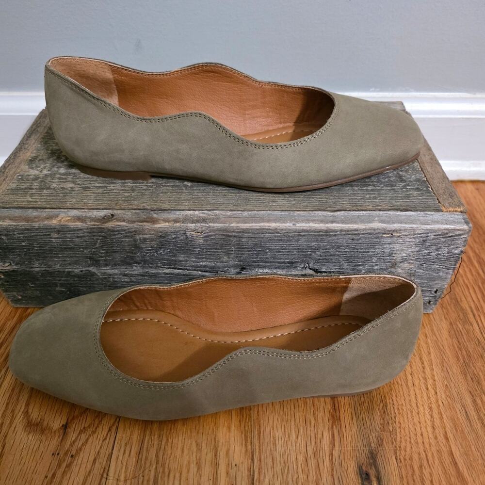Lucky Brand Dellie Fossilized Nubuck Scalloped Ballet Flats Size 7.5M